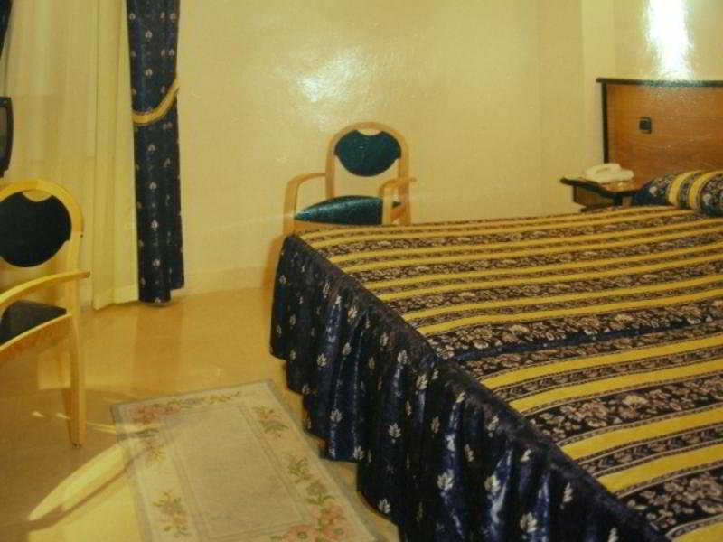 Hotel Ciudad De Fuenlabrada Kültér fotó